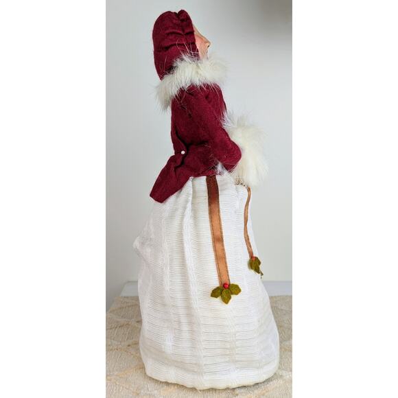 Byers' Choice Caroler Vintage 1991 Woman & Child Toddler Metal Sleigh Fur Muff - Picture 5 of 11